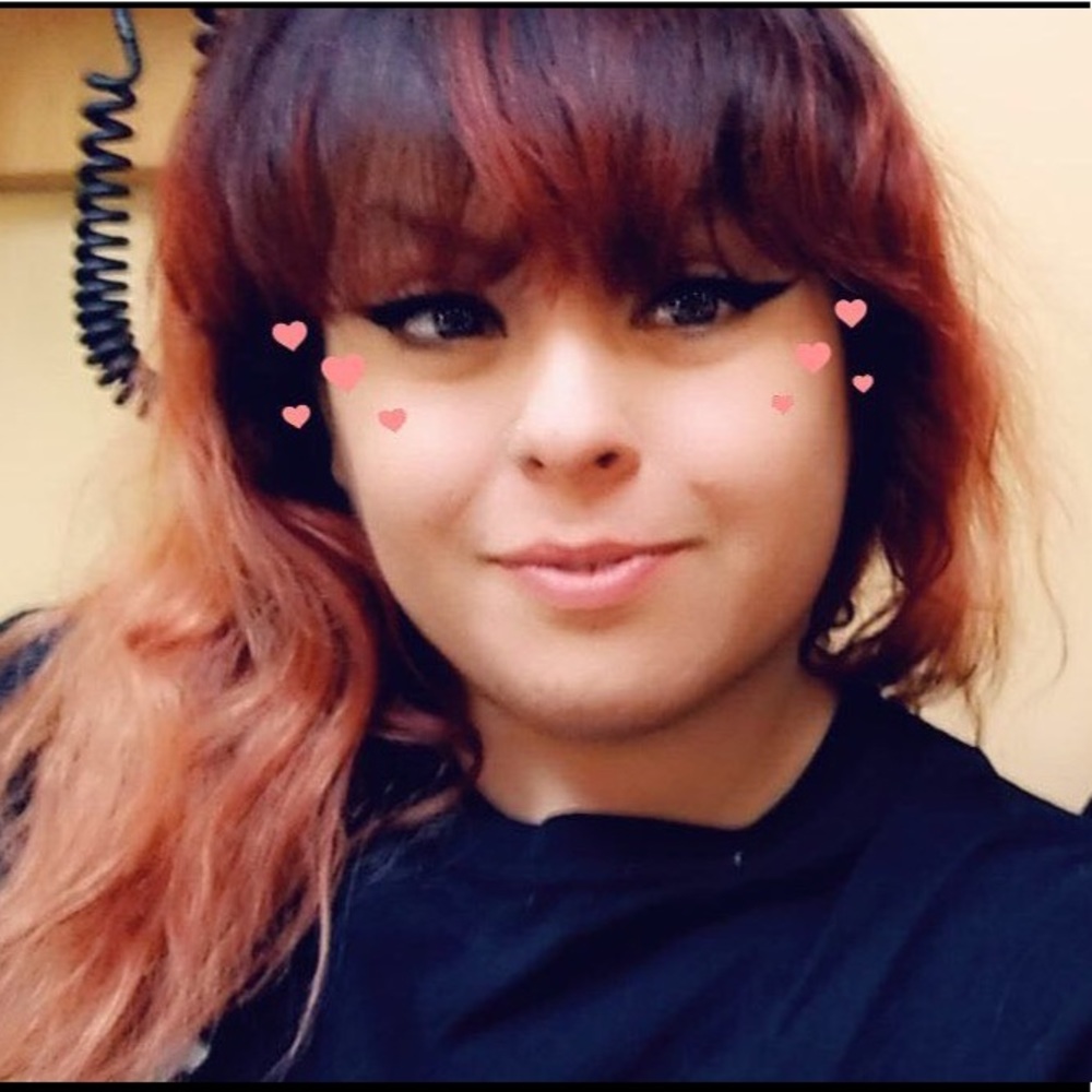 Meet your Posher, Daniela